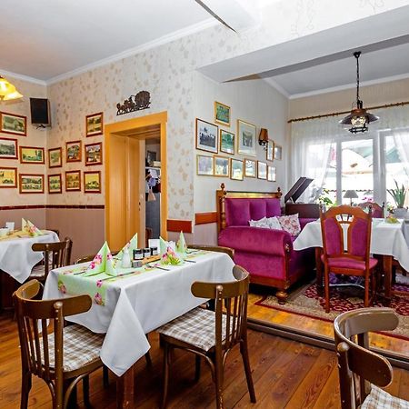 Dollenchen Gasthaus Stuckatz מראה חיצוני תמונה